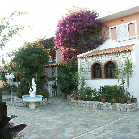 Apartmanhotel Eden 3*